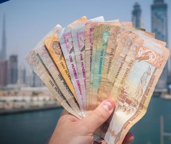 چه میزان درآمد در امارات کافیست؟